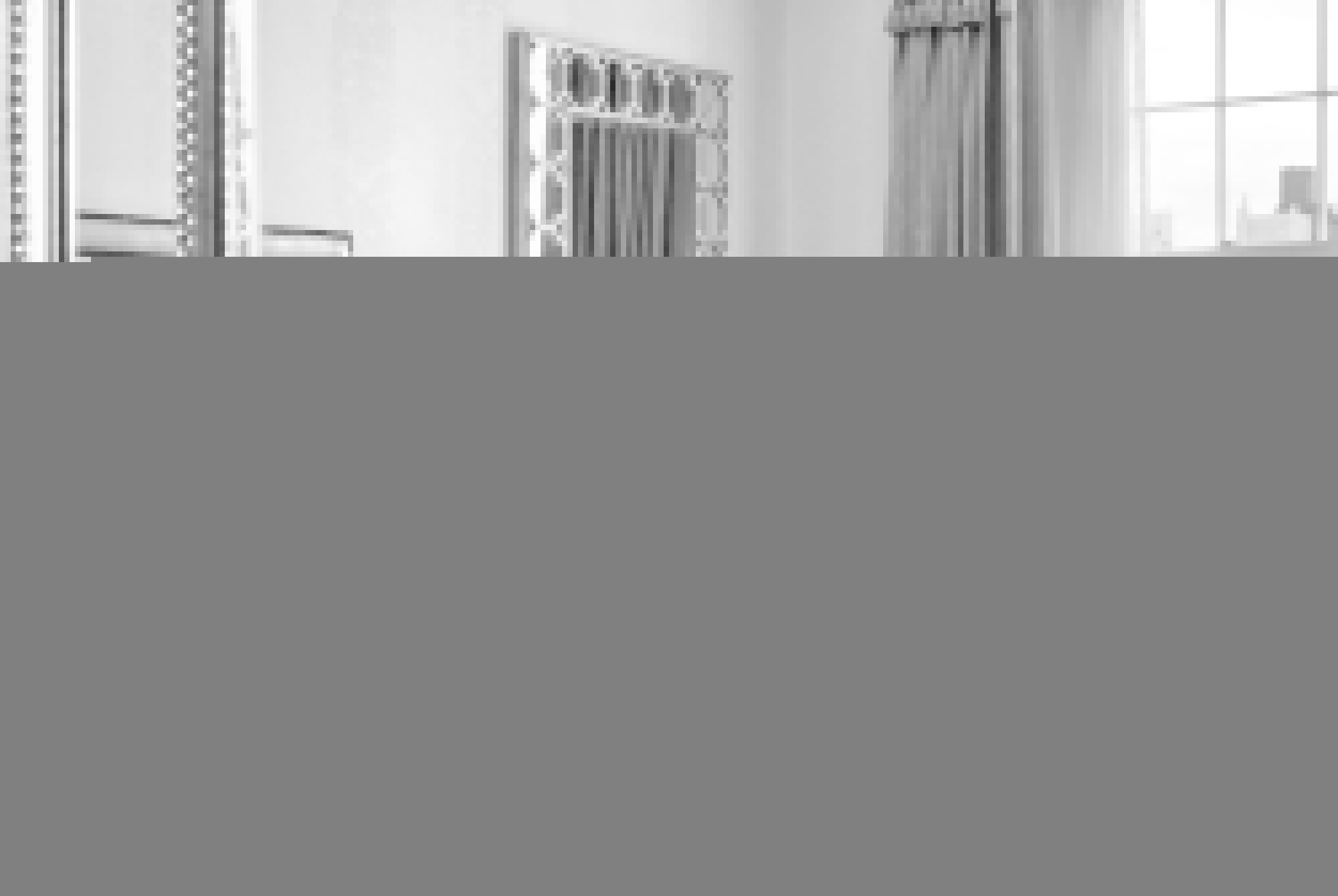 The Pierre, A Taj Hotel, New York Bagian luar foto A 3D model of a room with a window and a radiator